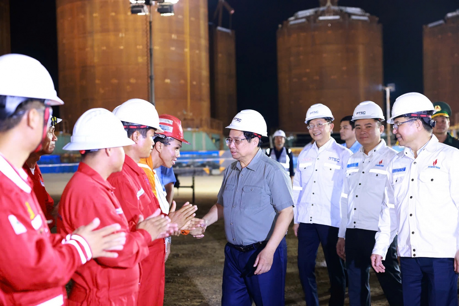 Petrovietnam 2024: Implementing New Momentum, Refreshing Existing Drivers - Generating New Energy
