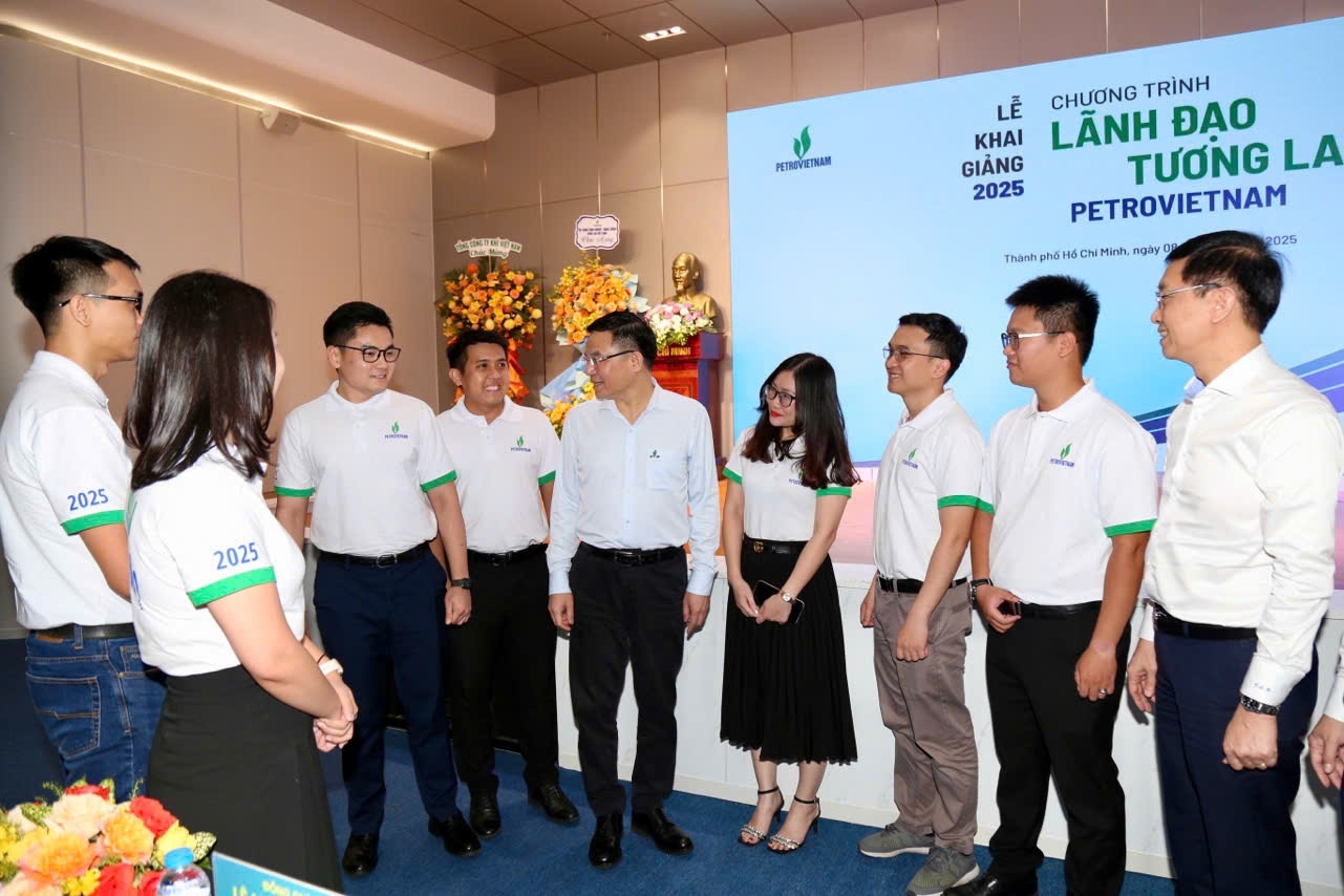 Chuẩn bị nguồn nhân lực và phát triển nhân tài Petrovietnam đến năm 2030”