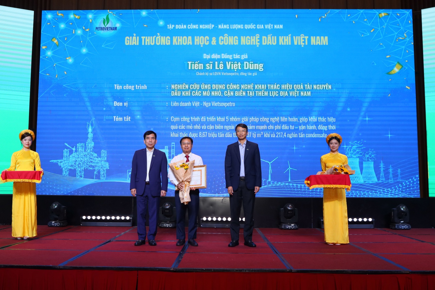 Petrovietnam trao Giải thưởng Khoa học và Công nghệ Dầu khí Việt Nam cho các công trình tiêu biểu”