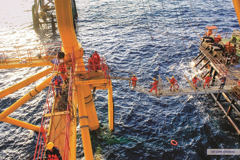 Petrovietnam fulfils domestic oil production target 42 days ahead of schedule